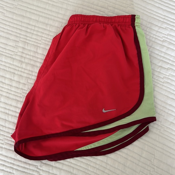 NIKE Drifit Athletic Shorts - Picture 1 of 4